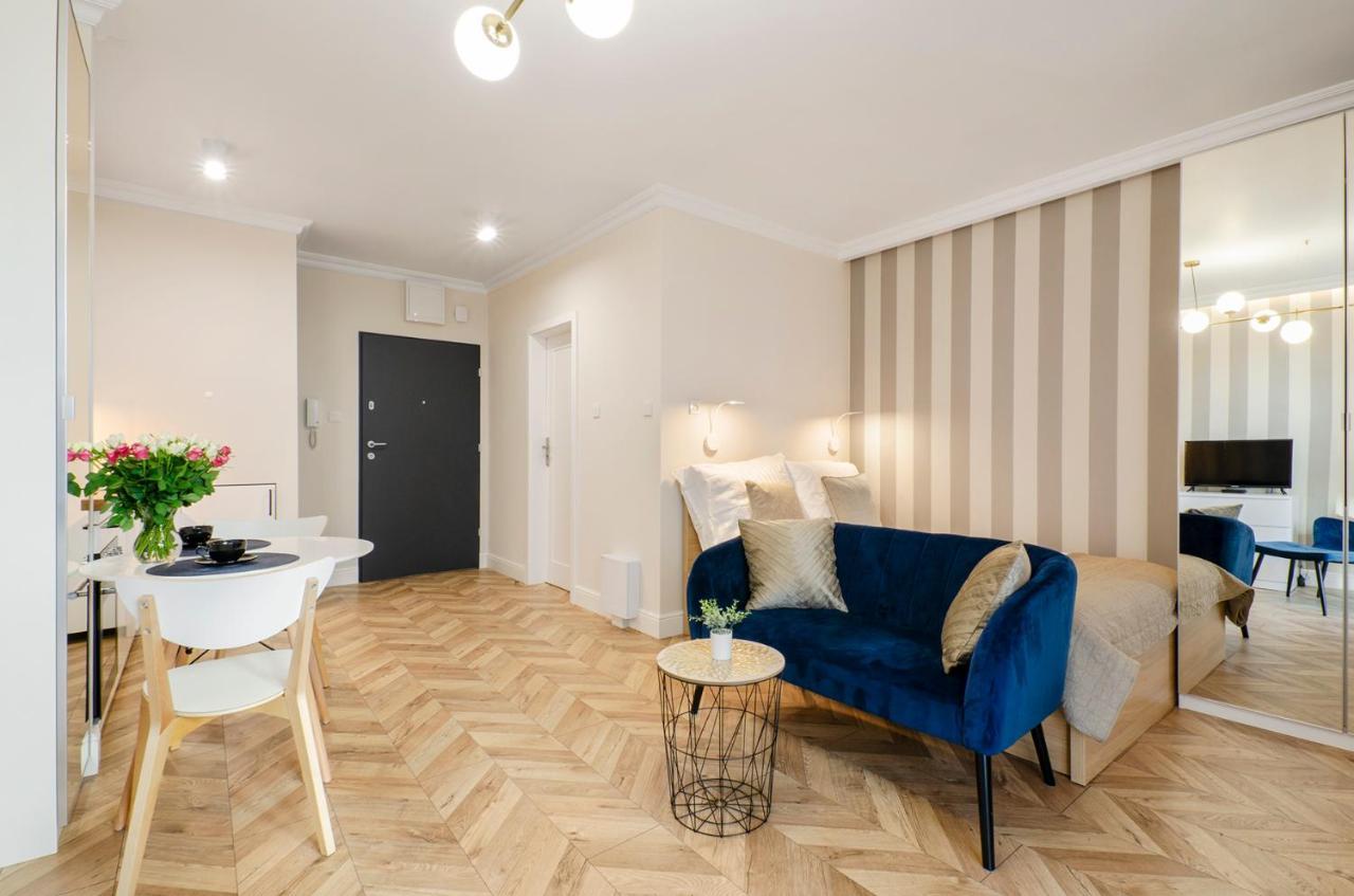 Sky Home- Blue Apartament -Manufaktura, Bezplatny Parking, Klima, Dostep Na Kod ウッチ エクステリア 写真
