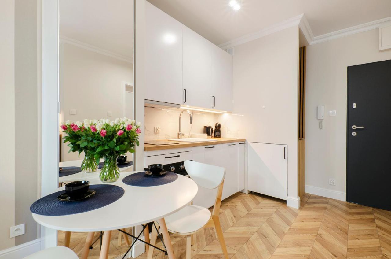 Sky Home- Blue Apartament -Manufaktura, Bezplatny Parking, Klima, Dostep Na Kod ウッチ エクステリア 写真