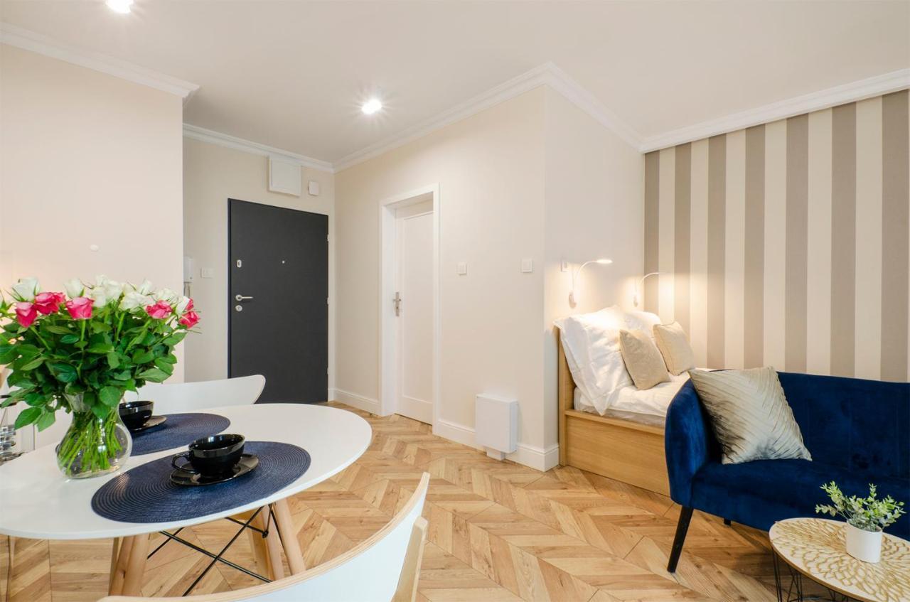 Sky Home- Blue Apartament -Manufaktura, Bezplatny Parking, Klima, Dostep Na Kod ウッチ エクステリア 写真